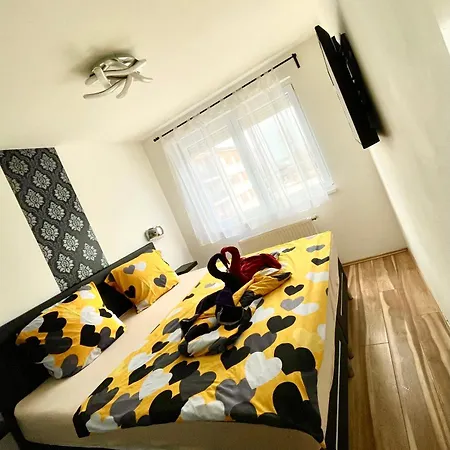 Oliva Wellness Apartman * 希欧福克