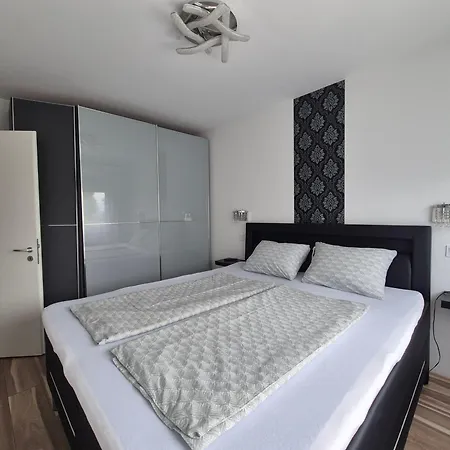 Oliva Wellness Apartman *